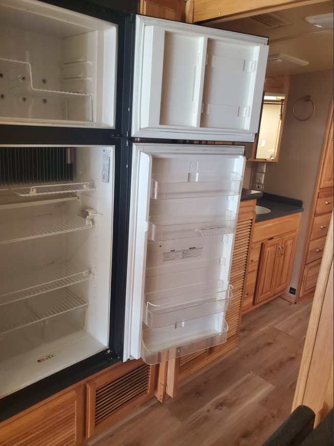 2006 Airstream Land Yacht XL 396 National Vehicle